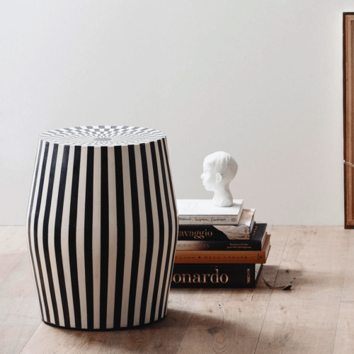 TAURA Sidebord/Skammel i Mangotræ/Epoxy fra Nordal | Sort/Råhvid