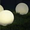 Lifton Genopladelig LED Lampe i Hvid med Integreret Solcelle fra House Nordic | Ø25cm 2
