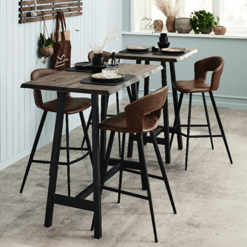 Tora Høj Barstol i Cognac Imiteret Læder & Sort Stel fra House Of Sander | H98,5 x B53 x L53 cm