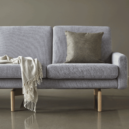 K200 2-Personers Sofa med Egetræsben fra Kragelund / Scandinavian Upholstery | Flere Farver