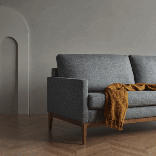 K373 2,5-Personers Sofa med Egetræsben fra Kragelund / Scandinavian Upholstery | Flere Farver