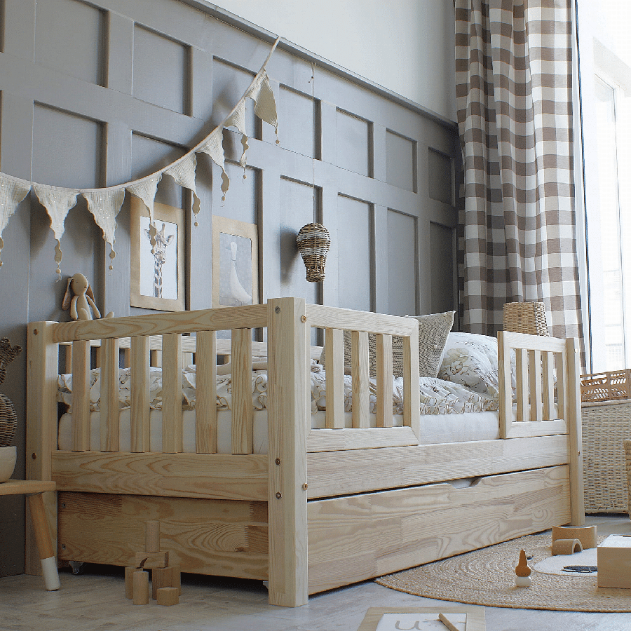 Anna Duo Sengeramme i Træ med Skuffe Firkantet Sengehest fra Raw Kids | Flere Størrelser