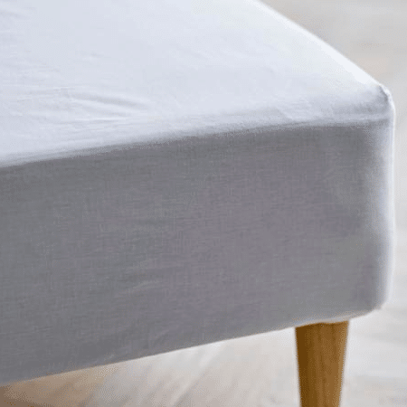 Calm White Boxlagen i 100% Bomuld fra Södahl | 90x200 cm - OUTLET