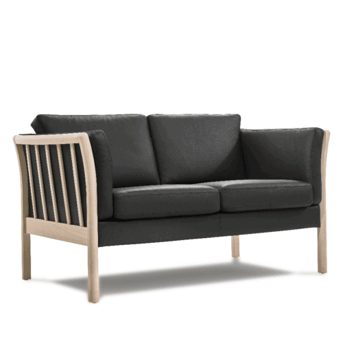 K135 KD 2-Personers Sofa med Træben fra Kragelund / Scandinavian Upholstery | Flere Farver