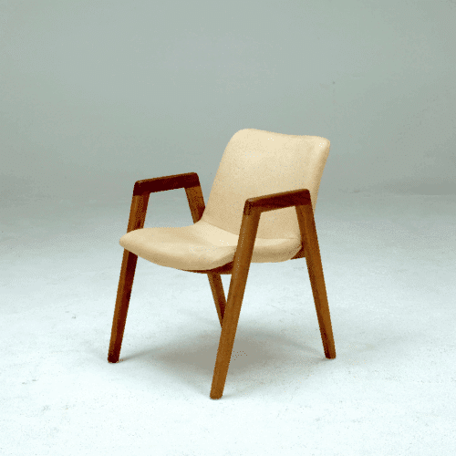 Odense Snedker Spisebordsstol i Valnød fra Unique Handmade Furniture | Flere Farver