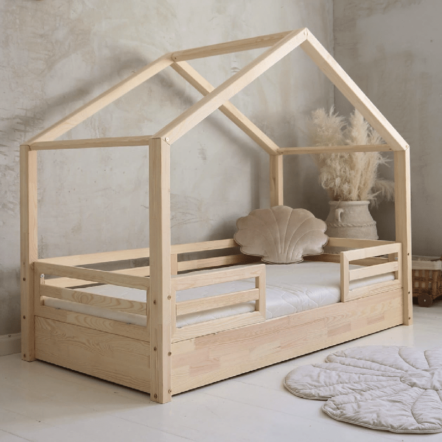 Ellen Duo Snedker Husseng Håndlavet i 100% Massiv Fyrretræ med Simpel Vandret Sengehest fra Raw Kids | Flere Størrelser