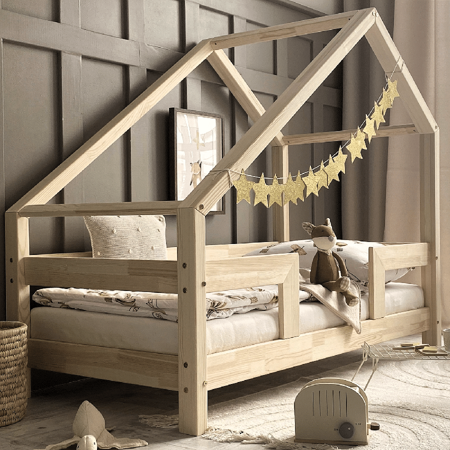 Lærke Duo Snedker Husseng Håndlavet i 100% Massiv Fyrretræ med Simpel Sengehest fra Raw Kids | Flere Størrelser