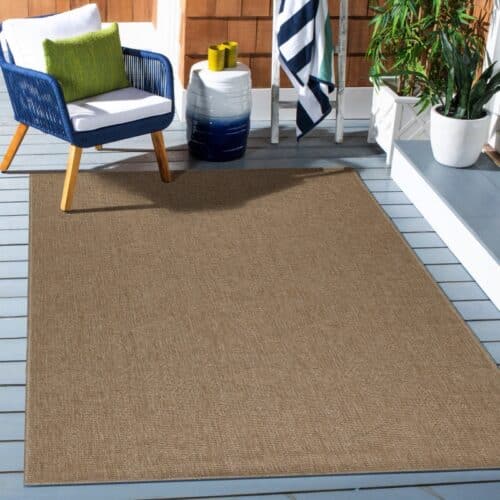 Chloe Indendørs/Udendørs Gulvtæppe i Beige med Simpelt Mønster fra Rugs by Uniquebeds Home & Living | Flere Størrelser