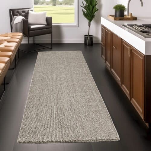 Hallie Brunt Gulvtæppe fra Rugs by Uniquebeds Home & Living | Flere Størrelser