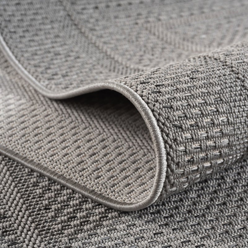 Phoebe Indendørs:Udendørs Gulvtæppe i Grå Polypropylen med Simpel Kant fra Rugs by Uniquebeds Home & Living | Flere Størrelser 3