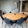 Silkeborg Rundt Snedker Spisebord i Massiv Egetræ fra Unique Handmade Furniture | Ø120 - Ø180 | Vælg Lige eller Skrå Kant