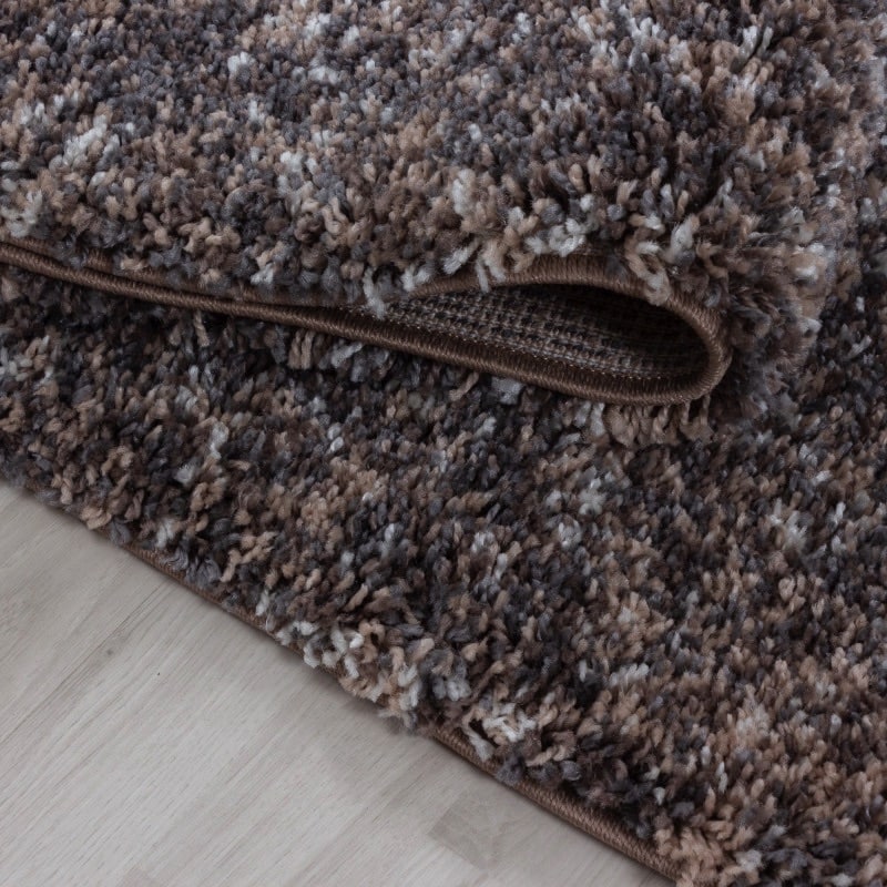 Caroline Gulvtæppe i Taupe fra Rugs by Uniquebeds Home & Living | Flere Størrelser i Firkantet & Rund 3