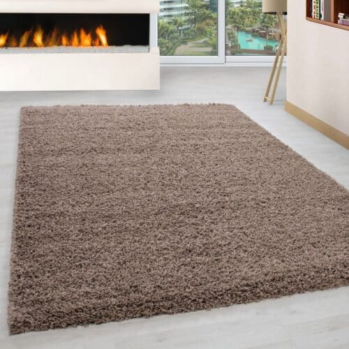 Luna Ensfarvet Fluffy Gulvtæppe i Beige fra Rugs by Uniquebeds Home & Living | Flere Størrelser i Firkantet & Rund