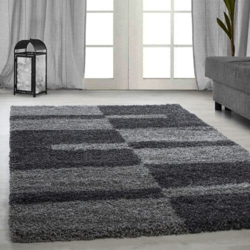 Riley Gulvtæppe i Mørk Grå med Mønster af Blokke & Striber fra Rugs by Uniquebeds Home & Living | Flere Størrelser i Firkantet & Rund