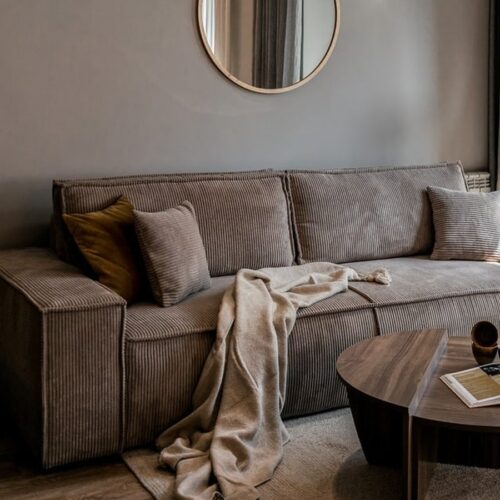 Eva 3 Personers Sovesofa med opbevaring i Brun Poso Fløjl fra Hundevad & Co | B243xH85xD95cm