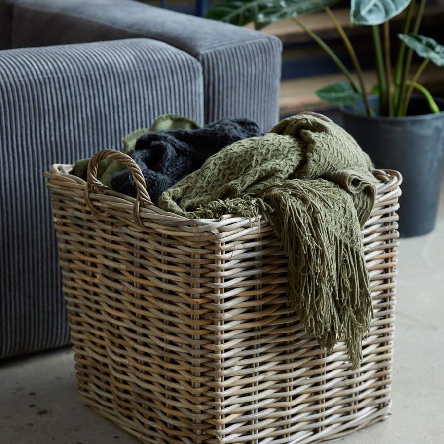 London Kurvesæt Gråvasket Kubu Rattan Sæt