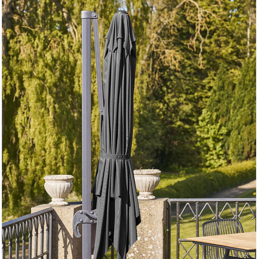 baza-hngeparasol-i-sort-fra-house-nordic-295x295x260cm-7901171-4 Baza Hængeparasol Sort