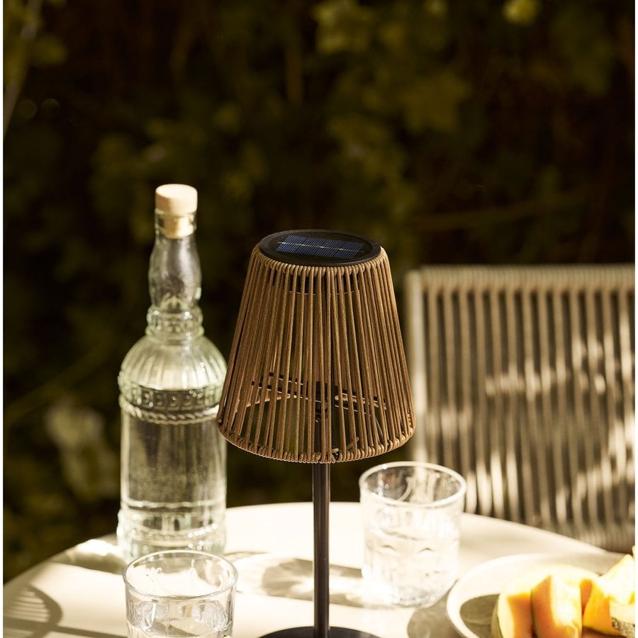 salford-lampe-i-brunsort-fra-house-nordic-135x135x305cm-7960003-1 Salford Lampe Brun Sort