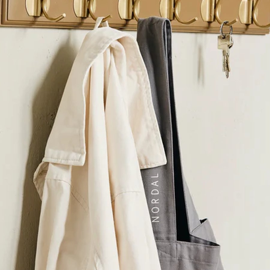 EDGY Knagerække i Brun MDF med Messinglook Knager fra Nordal | 3/6/8 Knager | 30/60/90x7x6,5 cm hos uniquebeds, home & living - Billede 5