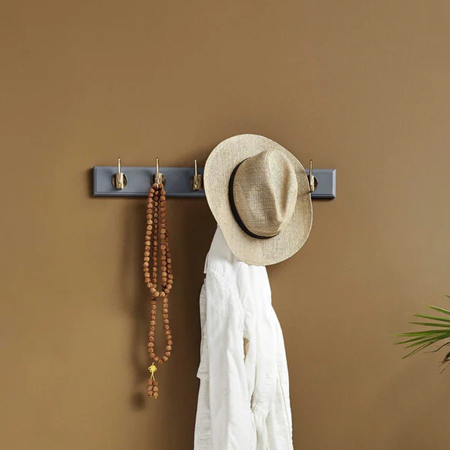 miljoe-edgy-knagerkke-i-gr-mdf-med-messinglook-knager-fra-nordal-368-knager-3-4 EDGY Knagerække i Grå MDF med Messinglook Knager fra Nordal | 3/6/8 Knager | 30/60/90x7x6,5 cm hos uniquebeds, home & living - Billede 4