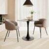 eleanor-spisebordsstol-i-lys-grbrun-stof-med-armln-og-stel-i-sort-stl-0000109194-3 Eleanor Spisebordsstol Lys Gråbrun Stof Armlæn