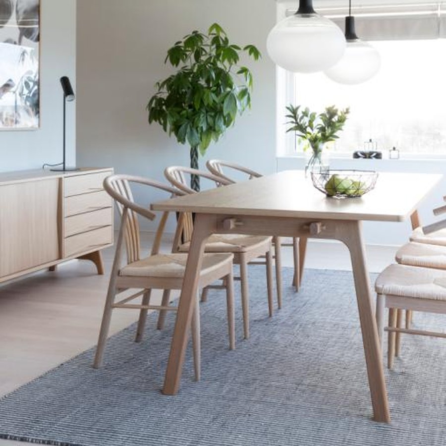 iyork-spisebordsstol-i-off-white-papirstr-med-armln-og-stel-i-hvidpigm-0000100352-2 I_York Spisebordsstol Off White Papirstrå Armlæn
