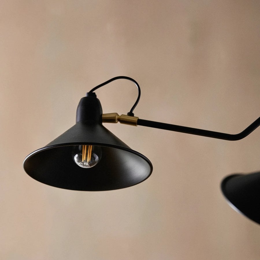 miljoe-brimo-pendel-i-sortlakeret-mteal-med-messing-detaljer-5-arme-fra-norda-4 BRIMO Pendel i Sortlakeret Mteal med Messing Detaljer & 5 Arme fra Nordal | Sort, Guld hos uniquebeds, home & living - Billede 4