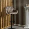 Brooke Barstol Beige Stof Drejefunktion Fodstøtte