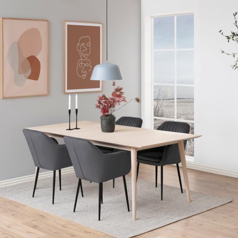miljoe-emilia-spisebordsstol-i-mrkegr-stof-med-armln-og-stel-i-sort-stl-fra-a-0000076596-2 Emilia Spisebordsstol Mørkegrå Stof Armlæn Stel