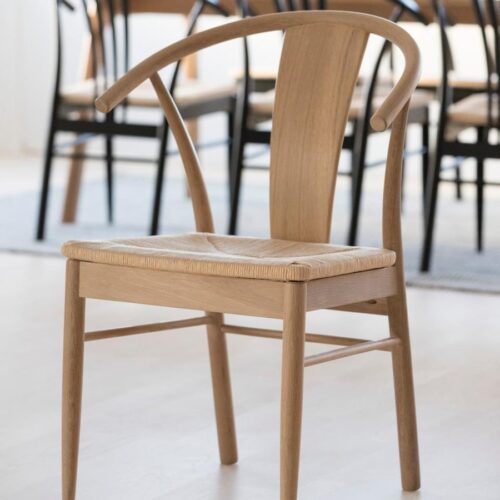 Janik Spisebordsstol Off White Papirflet Armlæn