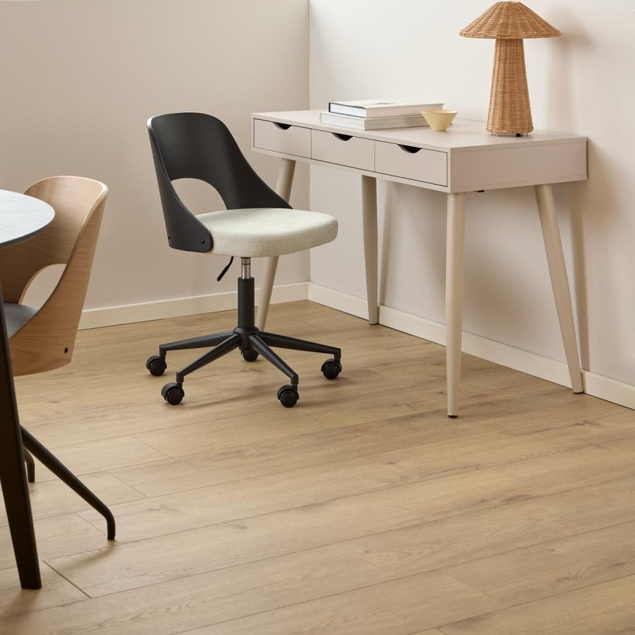 miljoe-lucy-skrivebordsstol-i-beige-stof-med-blde-bremsehjul-drejefunktion-og-0000108234-1 Lucy Skrivebordsstol Beige Stof Bløde Bremsehjul