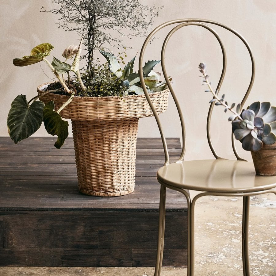 miljoe-olivo-havestol-i-grn-metal-fra-nordal-40x925-cm-hos-uniquebeds-home-li-2 OLIVO Havestol i Grøn Metal fra Nordal | Ø40x92,5 cm hos uniquebeds, home & living - Billede 2