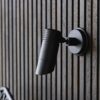 miljoe-prime-bragi-udendrs-vglampespotlys-i-100-messing-med-mat-sort-finish-fra-nor-2 BRAGI Udendørs Væglampe/Spotlys i 100% Messing med Mat Sort Finish fra Nordal | Udendørs | Sort hos uniquebeds, home & living - Billede 2