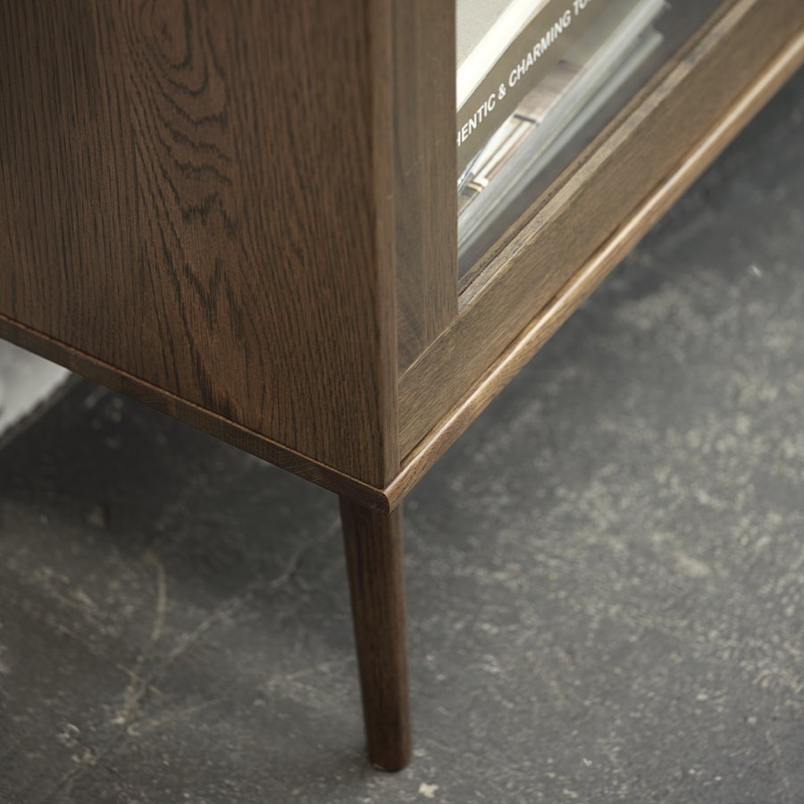 Shenzhen Vitrineskab Røget Egetræ Glas