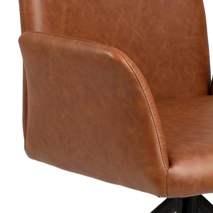 naya-spisebordsstol-i-cognac-pu-retro-med-armln-og-stel-i-sort-stl-fra-0000082020-6 Naya Spisebordsstol Cognac Pu Retro Armlæn