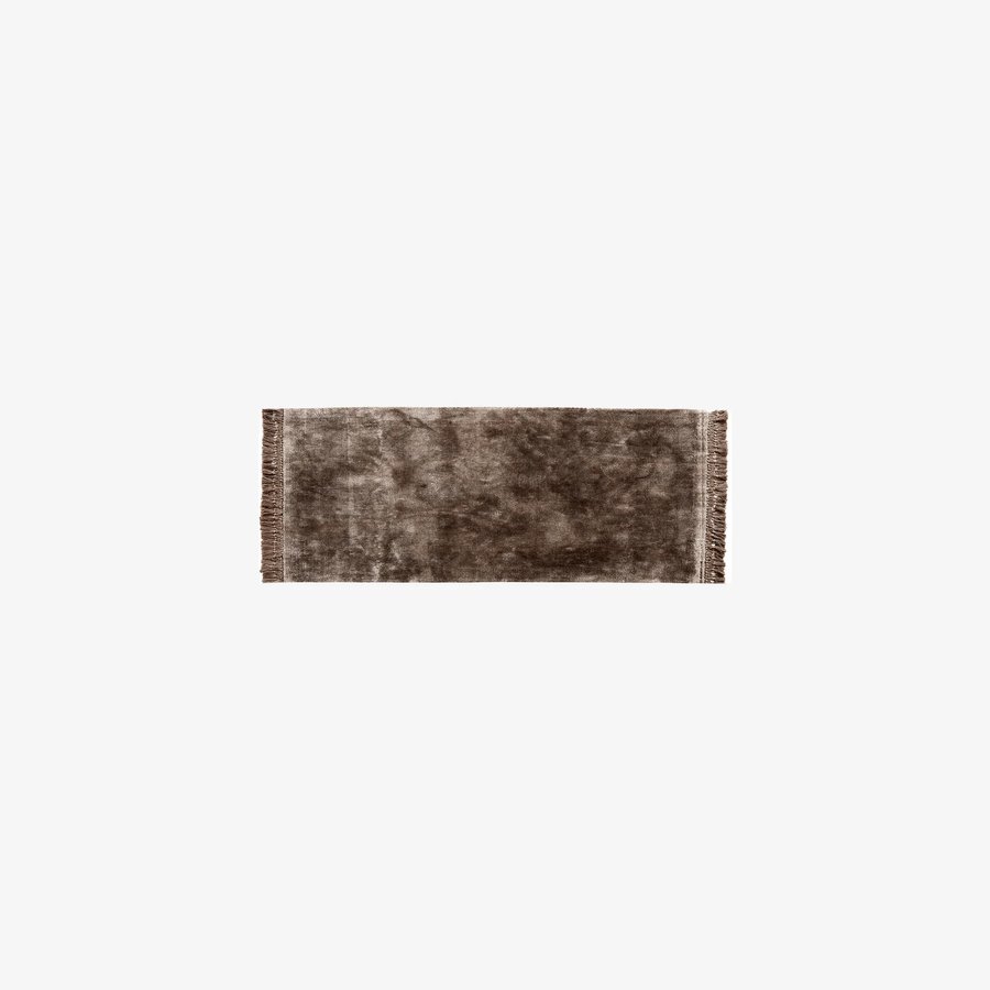 noble-gulvtppe-i-hndtuftet-viskose-med-frynser-fra-nordal-60x9075x200-3 NOBLE Gulvtæppe i Håndtuftet Viskose med Frynser fra Nordal | 60x90/75x200 cm | Varm Grå hos uniquebeds, home & living - Billede 3