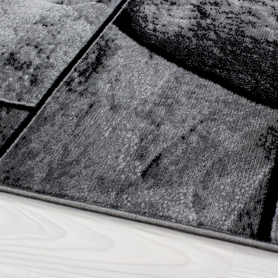 sebastian-gulvtaeppe-i-sort-med-kant-fra-rugs-by-uniquebeds-PARMA1402009250BLACK-4 Sebastian Gulvtæppe