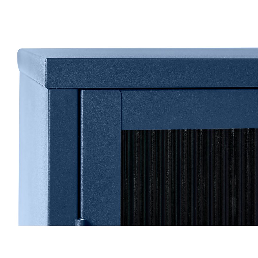 wuhan-vitrineskab-i-stl-bl-stl-med-hndtag-i-guld-fra-unique-furniture-44590400-14 Wuhan Vitrineskab Stål Blå Stål Håndtag