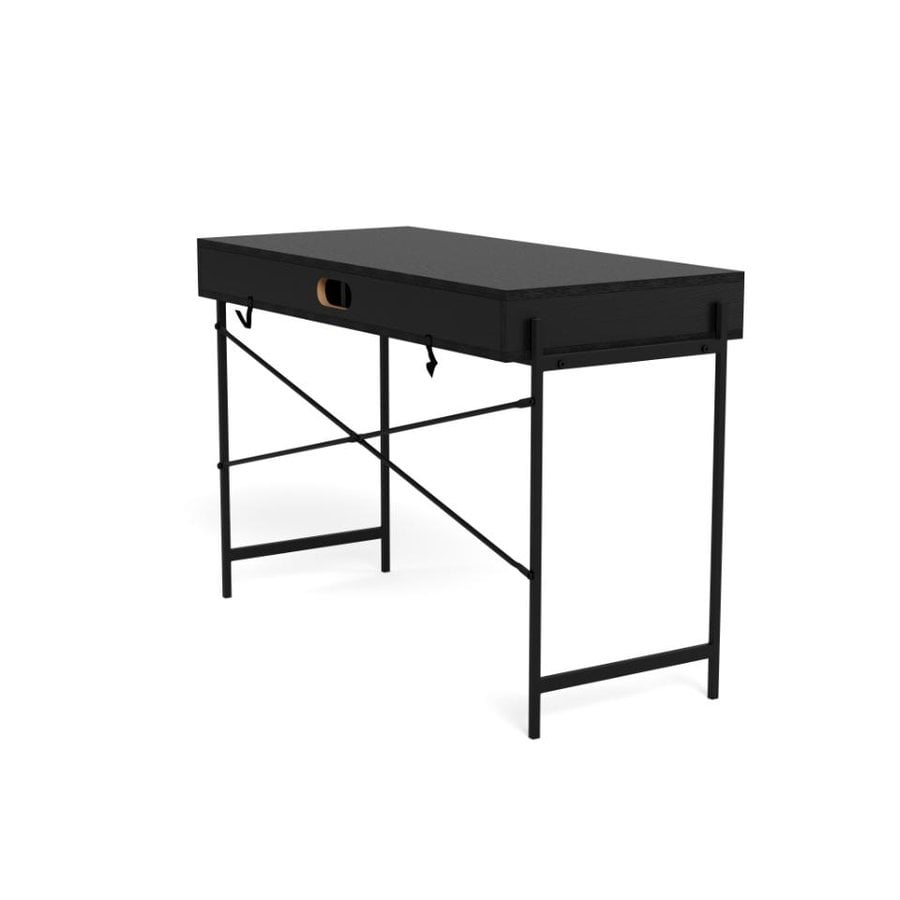 angus-skrivebord-i-sort-ask-melamin-med-kabelgennemfring-metal-mesh-sk-0000090079-5 Angus Skrivebord Sort Ask Melamin Kabelgennemføring