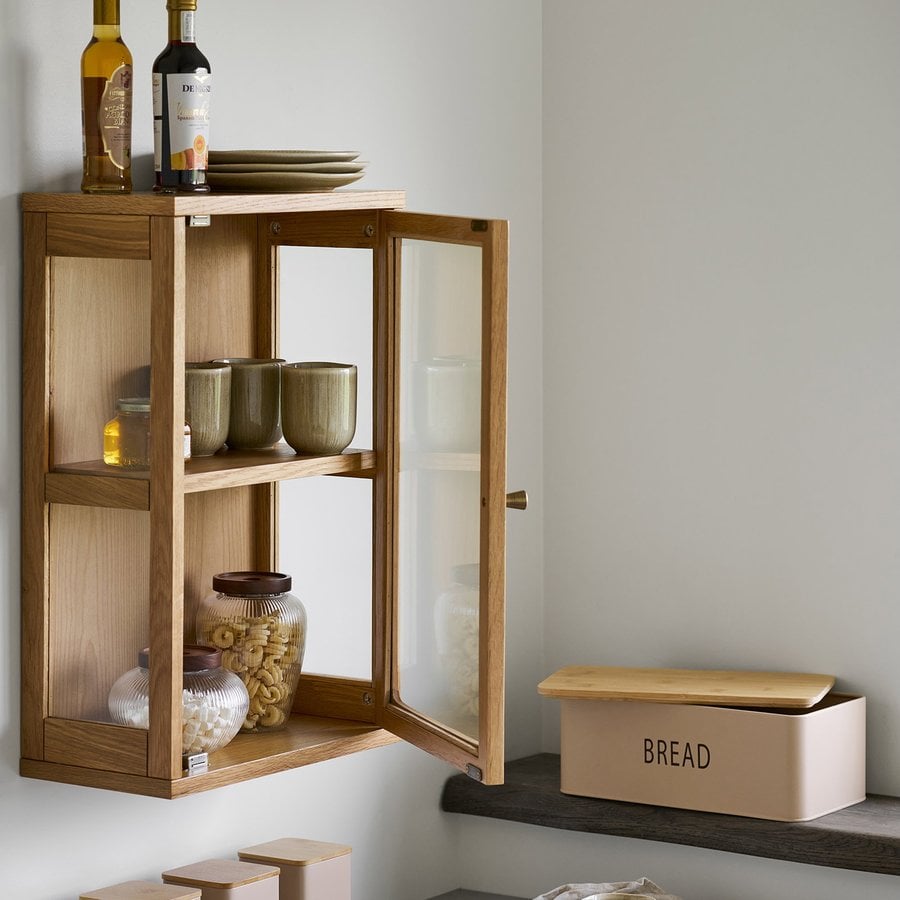 miljoe-zamora-vghngt-vitrine-i-natur-egetr-hrdet-glas-fra-house-nordic-bdh-20-5 Zamora Væghængt Vitrine i Natur Egetræ & Hærdet Glas fra House Nordic | BDH 20x40x60 cm - Billede 3