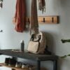 randers-snedker-knagerkke-med-6-knager-fra-raw-furniture-miljer-2 Randers Snedker Knagerække med 6 Knager fra Raw Furniture miljøer - Billede 2