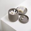 NOVA ONE Krukke med Låg fra ZONE Denmark | Taupe | Ø8,5x10 cm - OUTLET hos uniquebeds. home & living 2