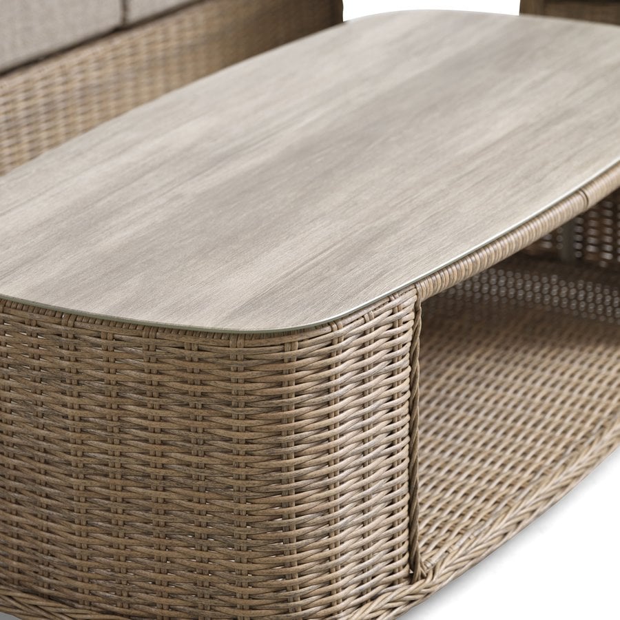 Maderia Udendørs Loungesæt i Polyrattan med Hynder fra Lexpo Living | Beige/Neutral | Sofa + 2x Loungestole + Sofabord hos uniquebeds, home & living - Billede 4