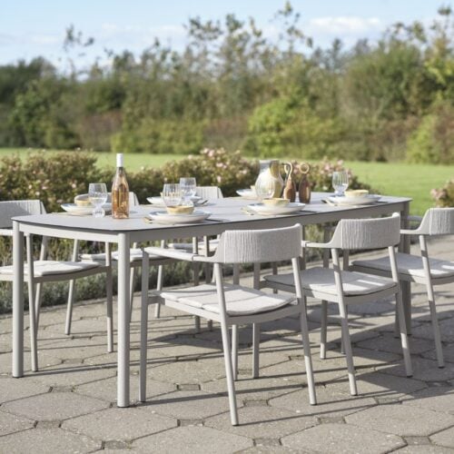 Crete Udendørs Spisebord med Stel i Aluminium & Bordplade i Matteret Glas fra Lexpo Living | Sand | 100x220 cm hos uniquebeds, home & living - Billede 4
