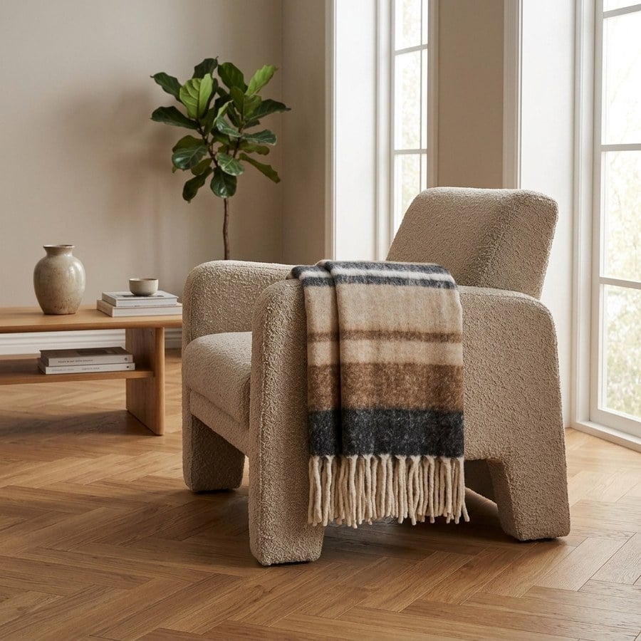 ai-miljoe-1-carmel-plaid-i-uld-mix-og-sort-brun-fra-house-nordic-l170xb130cm-218271 Carmel Plaid i Uld Mix og Sort/Brun fra House Nordic | L170xB130cm - Billede 1