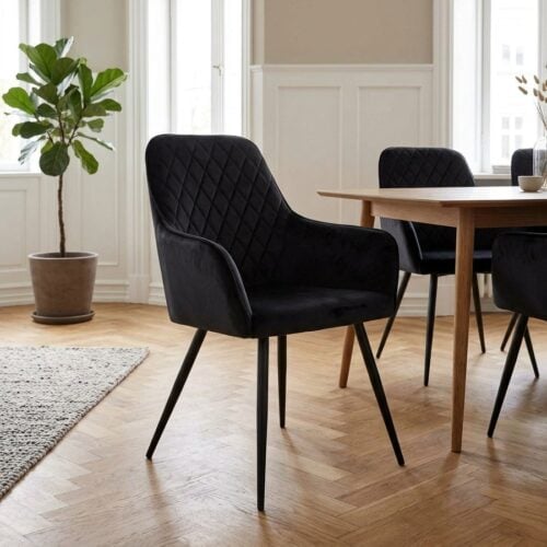 Harbo Spisebordsstole i Sort velour med sorte stål ben fra House Nordic - Billede 1