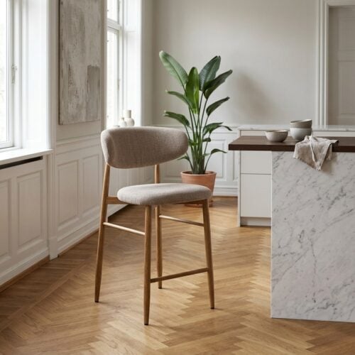 Levanto Counterstol i Sand med Trælook Ben fra House Nordic | L55xB52xH95cm - Billede 1