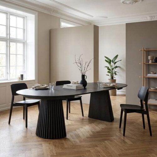 Osaka Spisebord i Sort Egefiner med 3 Tillægsplader fra House Nordic | Ø120-240xH75 cm - Billede 1