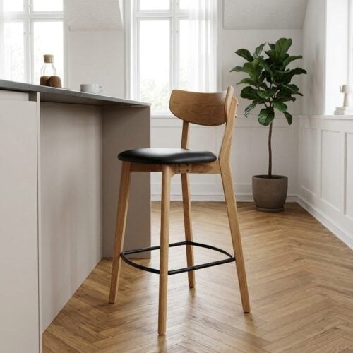Pero Barstol i Egetræ og Sort PU fra Unique Furniture | B46,8xH93,2xD50,4cm - Billede 1