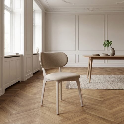 Stilo Spisebordsstol i Sandfarvet Polyester med Hvidpigmenterede Egetræsben fra Unique Furniture | B49xH80xD54cm - Billede 1